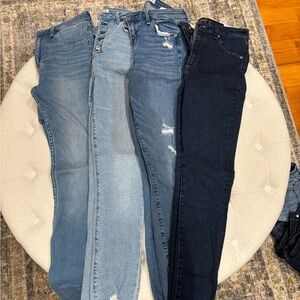 Abercrombie & Fitch Women's Skinny Jeans in Blue Shades
